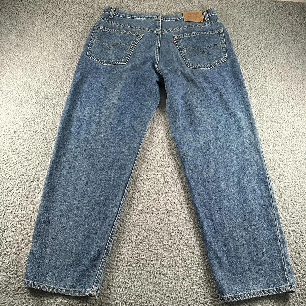 Levis pre owned